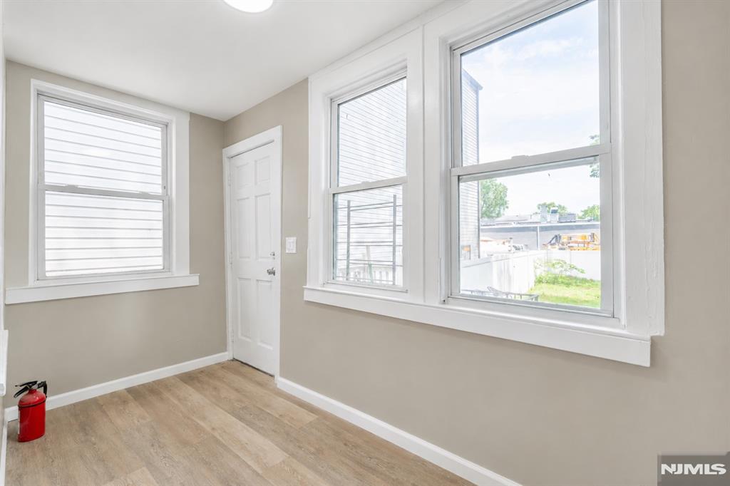 84 Heckel Street