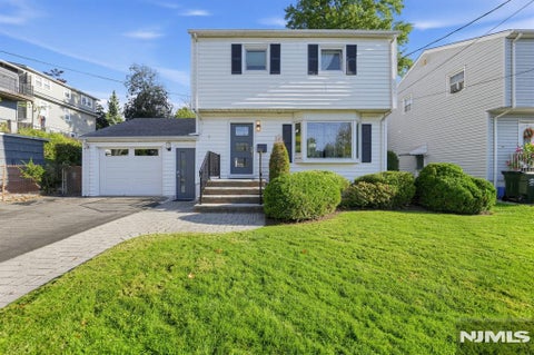 Photo of 40 Jackson Street, Nutley, NJ 07110 (MLS # 26040261)