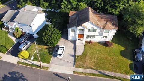 39-05 Knott Terrace, Fair Lawn, NJ 07410 - MLS#: 25012034