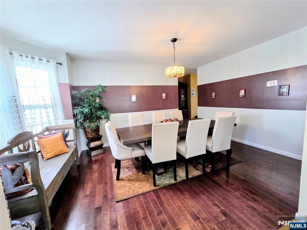 33 Kopak Way
