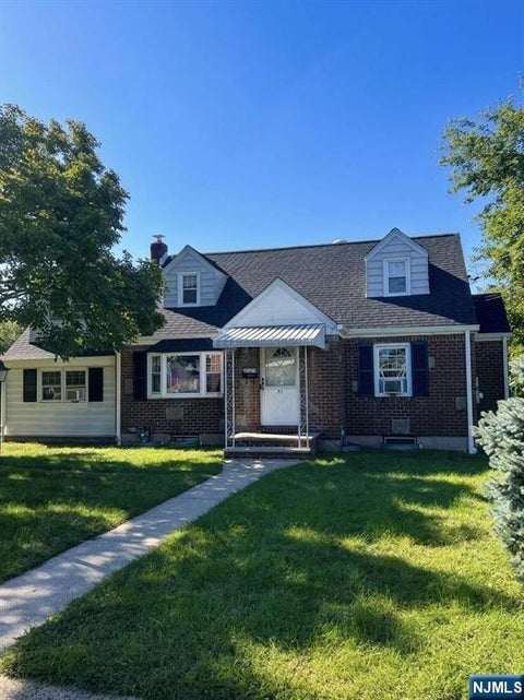 Photo of 41 Locust Avenue, Emerson, NJ 07630 (MLS # 26031979)