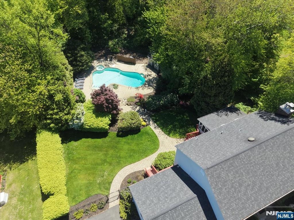 74 Van Blarcom Lane