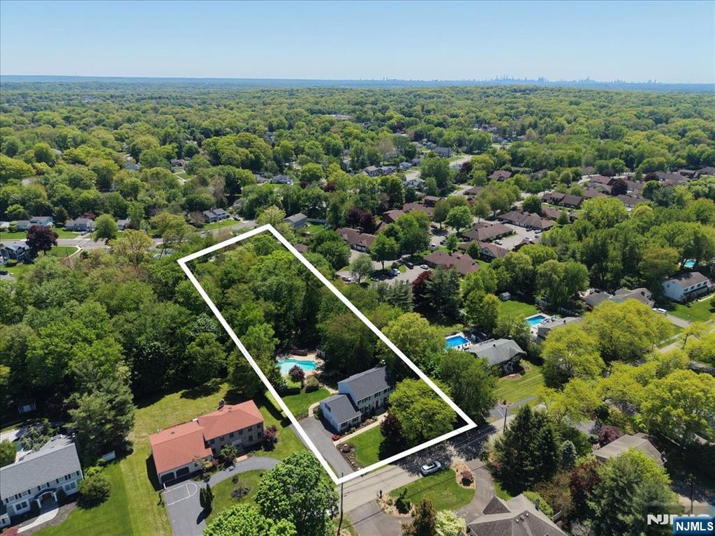 74 Van Blarcom Lane