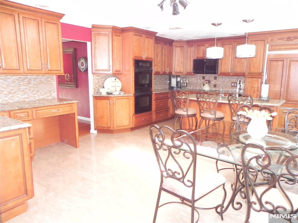 8 Mariani Drive