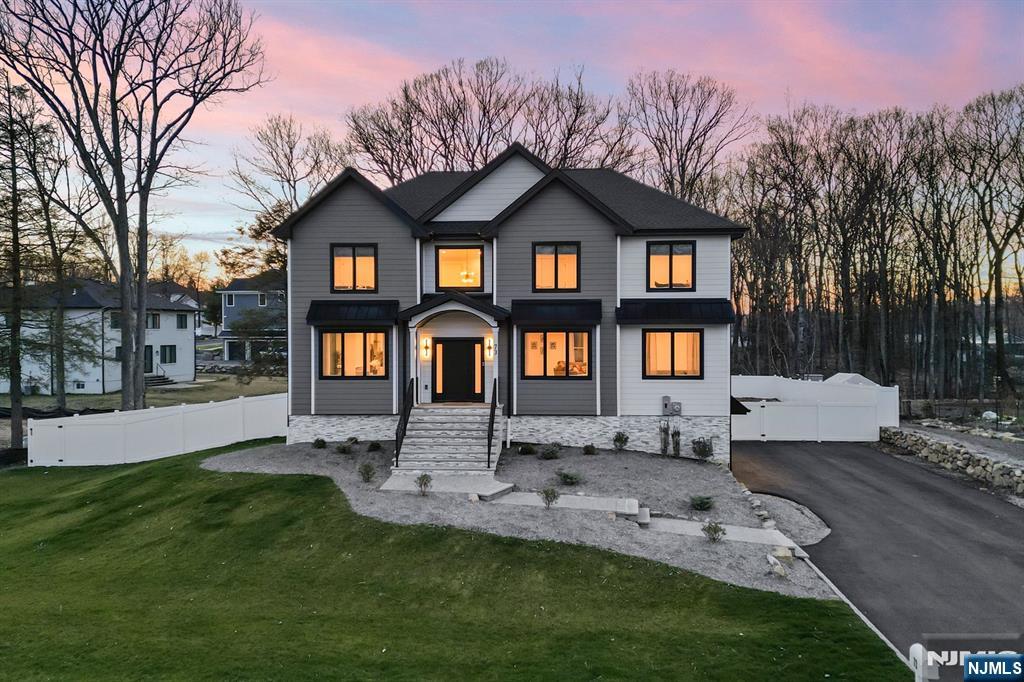 Property for Sale at 73 Heritage Drive, West Milford, New Jersey - Bedrooms: 5 
Bathrooms: 5 
Rooms: 14  - $1,189,000