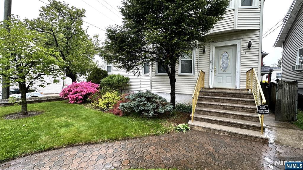 415 Main Street