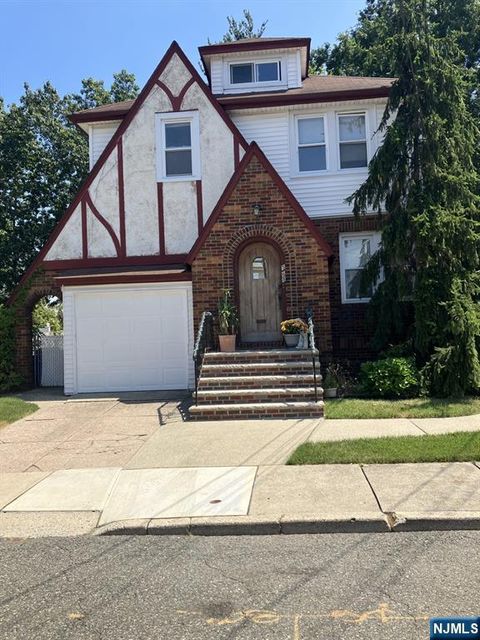 Photo of Ridgefield, NJ 07657 (MLS # 25017821)
