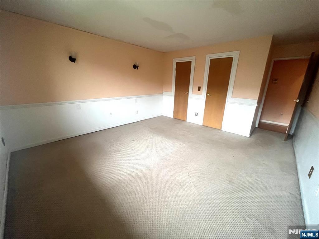 Little Ferry, New Jersey 07643, United States, 1 Bedroom Bedrooms, ,1 BathroomBathrooms,Residential,Active,242616