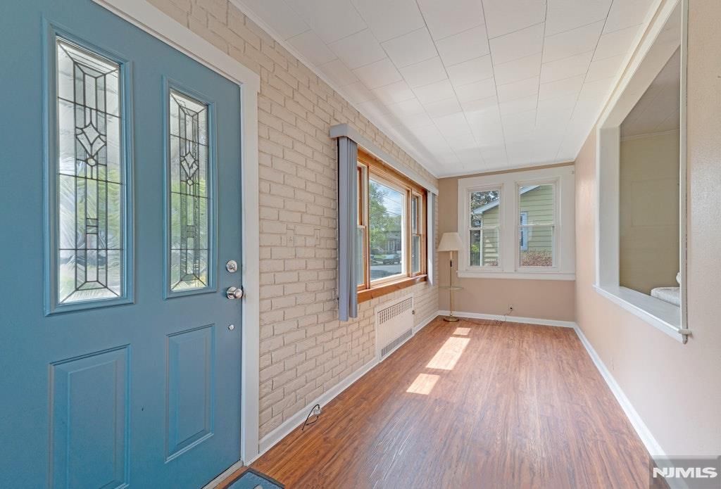 Photo of 121 Hillside Avenue, Teaneck, NJ 07666 (MLS # 26013077)
