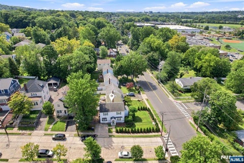 Photo of 100 Overlook Ave, Leonia, NJ 07605 (MLS # 26032221)