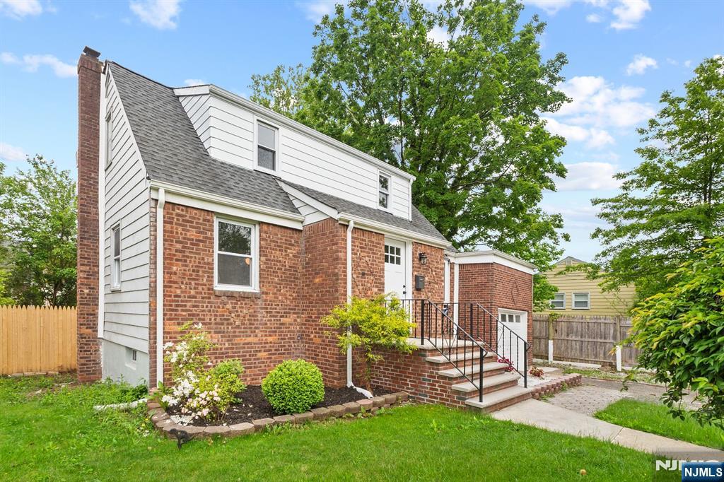 36 Deerfield Street