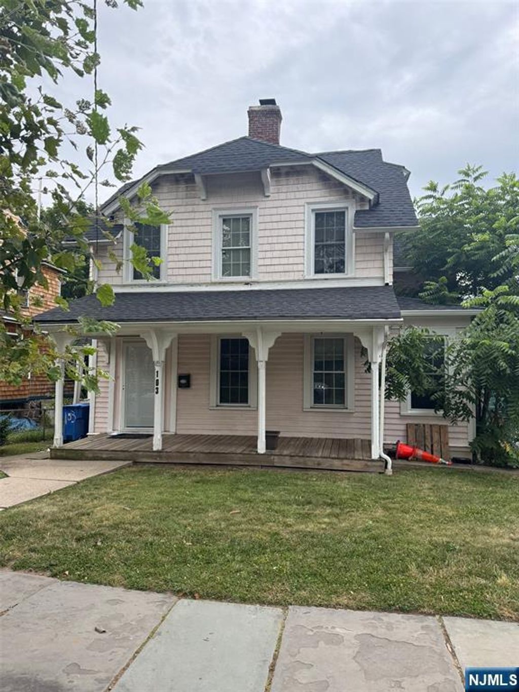 Photo of 103 Sylvan Street, Rutherford, NJ 07070 (MLS # 25038560)