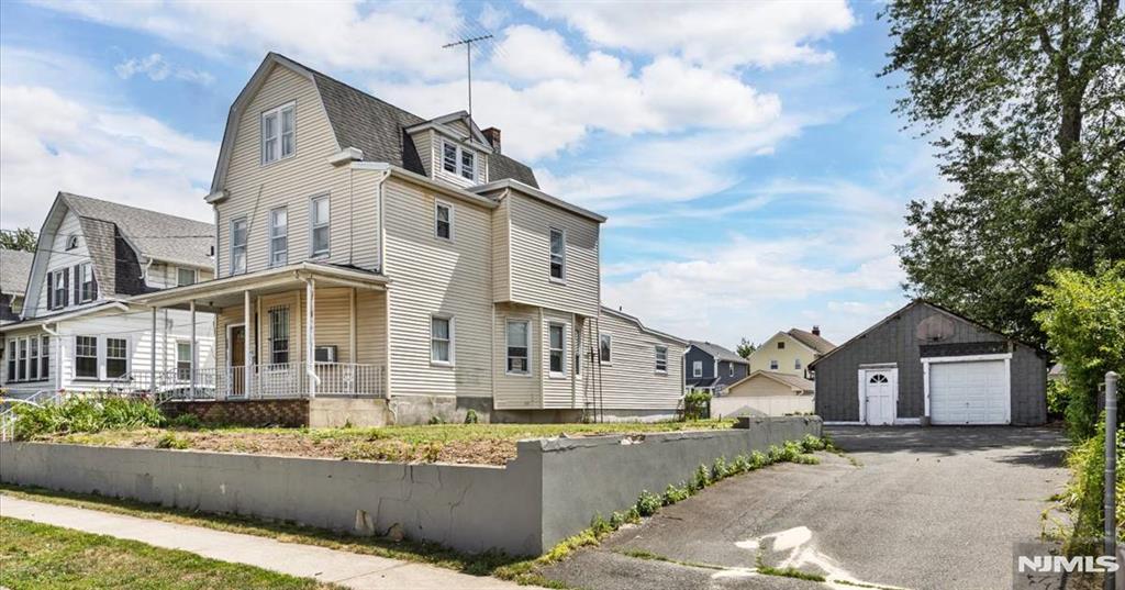 162 Forest Avenue