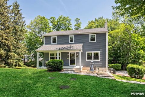 271 Cedar Hill Avenue Wyckoff NJ 07481