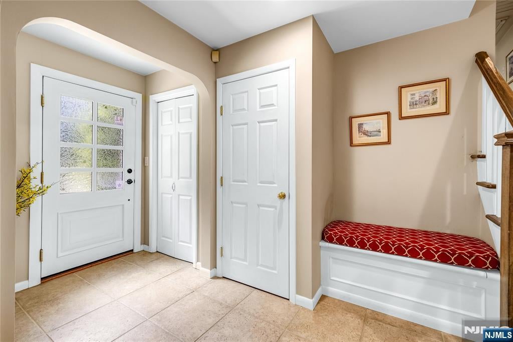 9 Pinehill Drive