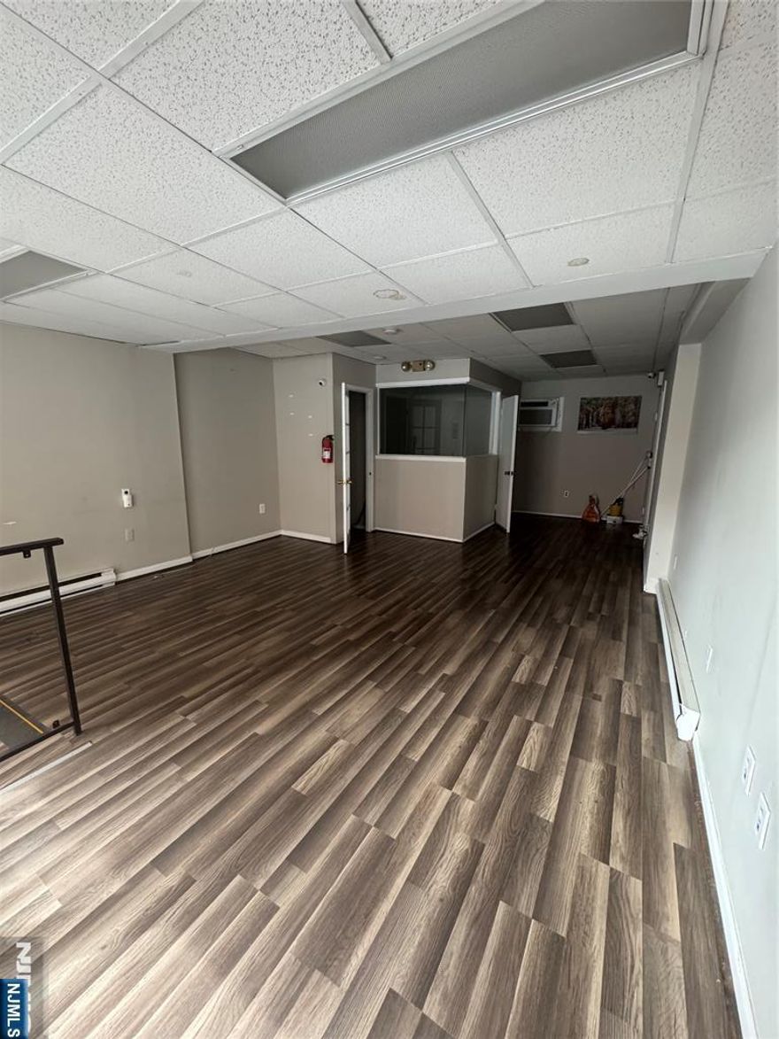 Great business opportunity! This space is located directly across from the town hall/police station. Great for an office setup or other business types salon, store.