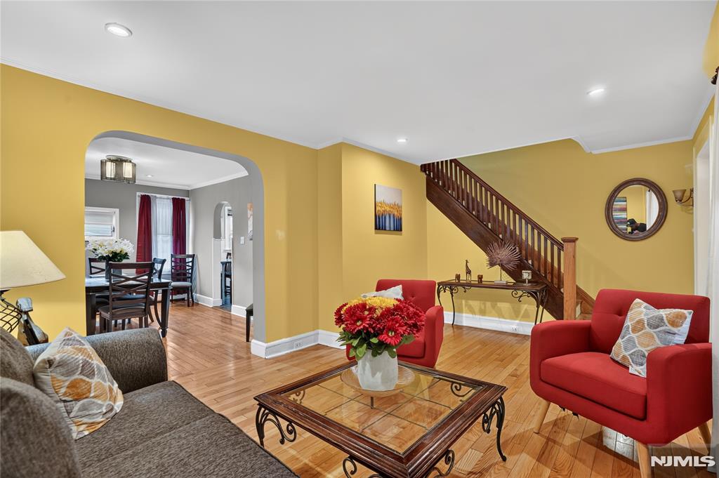 59 Glenwood Avenue