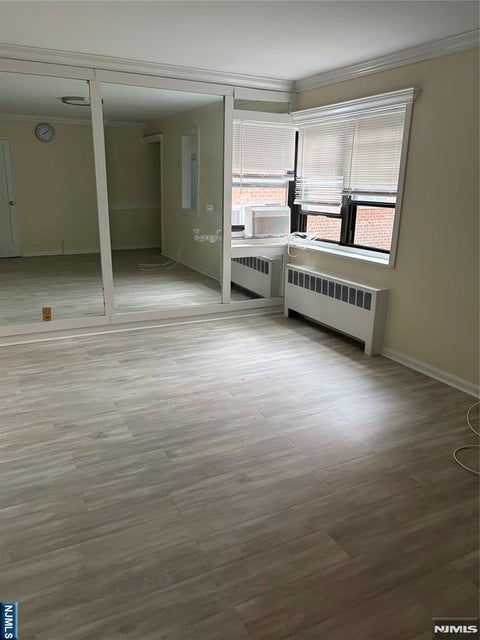 Photo of 2339 Hudson Terrace #D7, Fort Lee, NJ 07024 (MLS # 26035768)