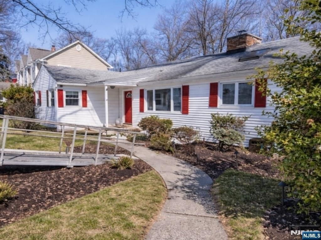 Photo of 160 Degray Street, Haledon, NJ 07508 (MLS # 26011565)