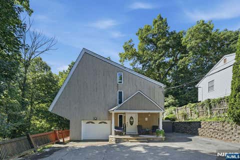 Photo of 7 Arcata Place, Ringwood, NJ 07456 (MLS # 26029021)