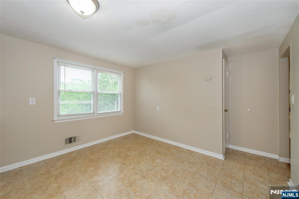 56 Corabelle Avenue 2