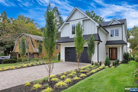 122 Columbus Drive Tenafly NJ 07670