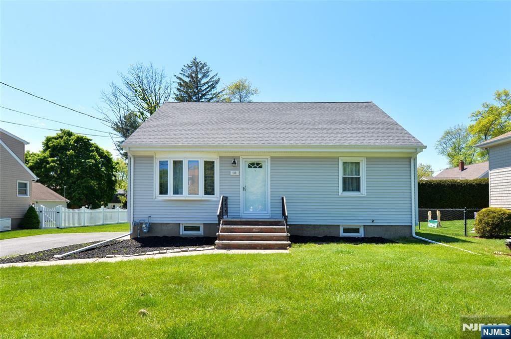 Photo of 113 Stanley Court, North Haledon, NJ 07508 (MLS # 26015341)