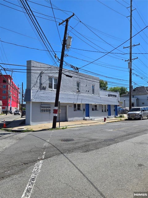 Photo of 198 Kansas Street, Hackensack, NJ 07601 (MLS # 26021112)