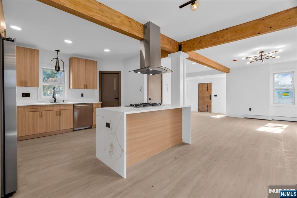 Photo of 27 Valley Way, West Orange, NJ 07052 (MLS # 26011633)