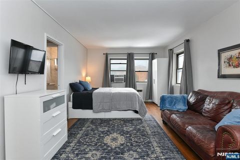 3020-3030 Edwin Avenue 5 H Fort Lee NJ 07024