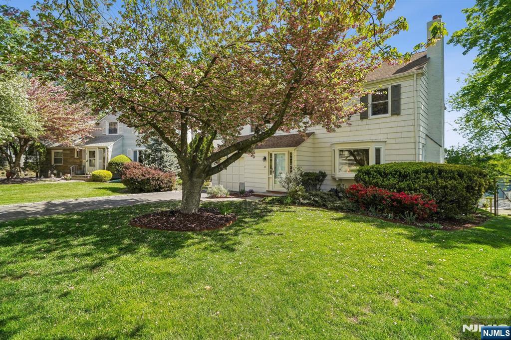 25 Silver Spring Road