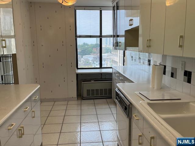 300 Winston Drive 619