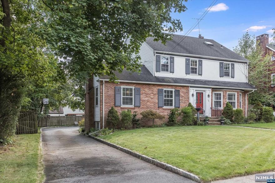 Welcome to West Orange! Make this 4 BR beautiful Center Hall Colonial your new home! Beautiful hardwood floors flow through the home and each generously sized room invite opportunities to enjoy all of life's special occasions! Main floor is complete with a large kitchen w/separate breakfast nook & Butler's pantry, LR & DR.2nd floor opens up to a spacious landing where 3 BR's extend off the hallway including the Primary Suite, with en suite Bath & attached dressing room, and 2 large additional BR's. But wait! There's more! The 3rd floor will leads to another "suite" of sorts. Private top floor can be used as another bedroom (or two), with another full bathroom! The basement also has more than enough space to enjoying hours of entertaining guests and/or playroom and a separate large laundry room.Many commuter-friendly options to NYC! Free Jitney to NJ Transit train at corner, easy access to GSP, I-280, shopping and more!