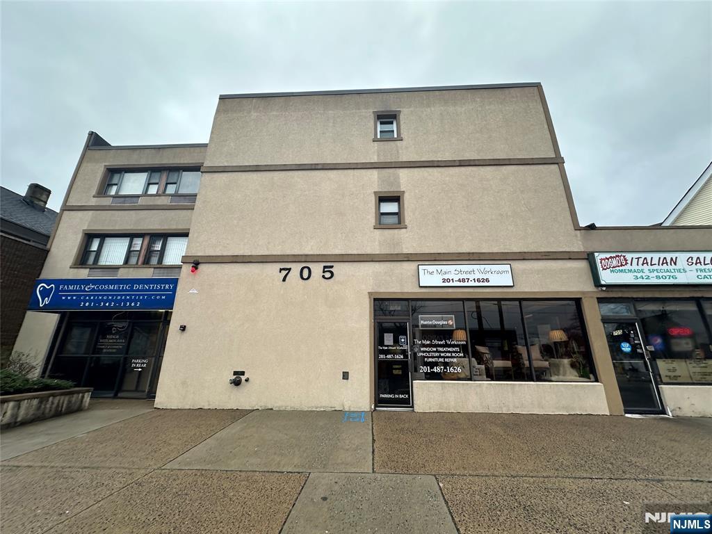 Hackensack, New Jersey 07601, United States, 1 Bedroom Bedrooms, ,1 BathroomBathrooms,Residential,Pending,112588