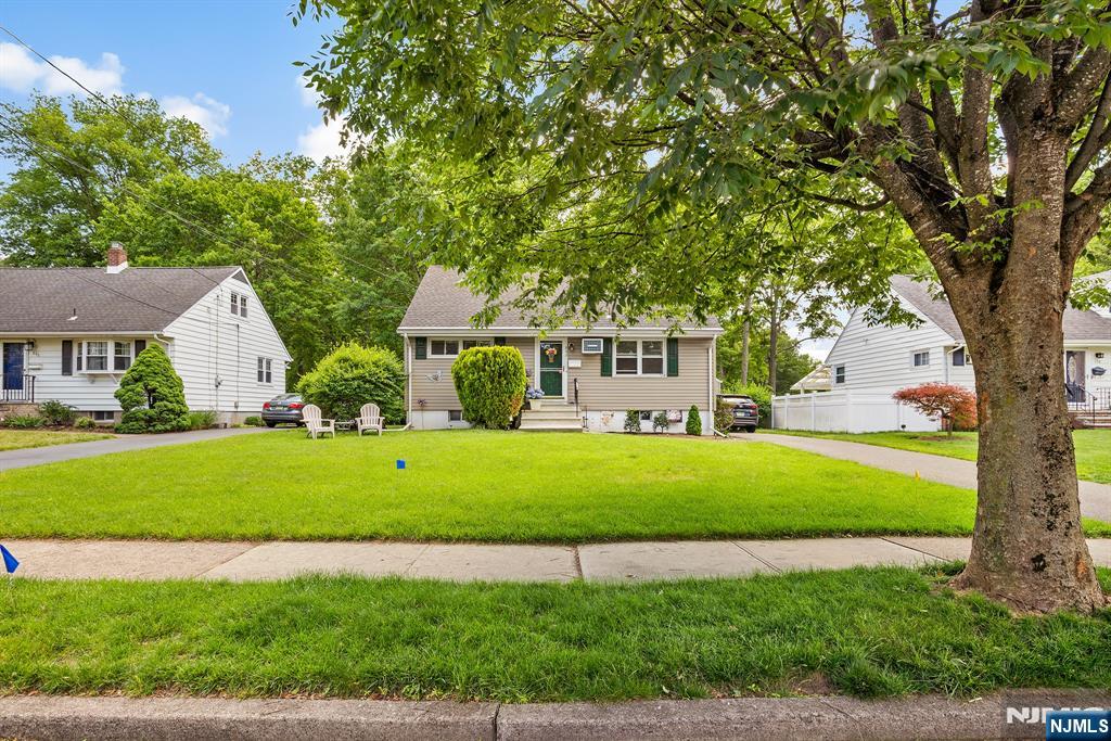 642 Ellington Road