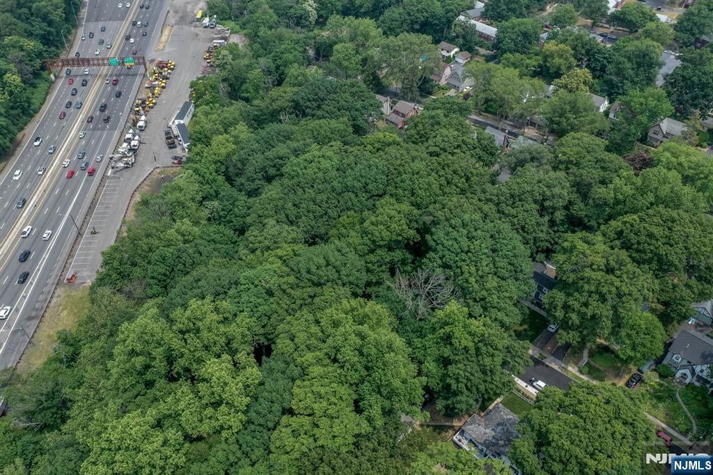 39 Forest Drive