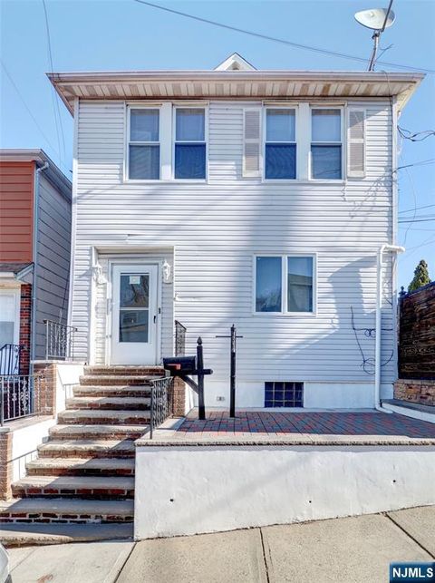 1502 85th Street North Bergen NJ 07047