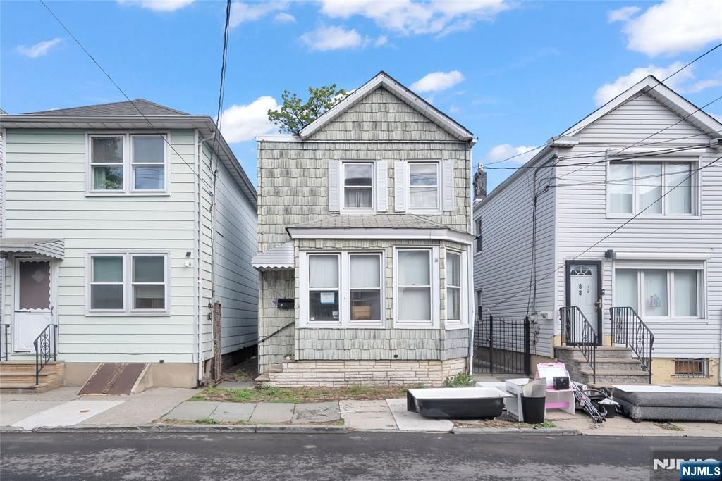 Photo of 88 Komorn ST, Newark, NJ 07105 (MLS # 26017041)