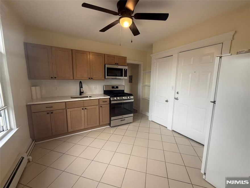 Newly Updated 1 Bedroom apartment in the heart of Northvale. Everything brand new, all appliances, kitchen and bath. Hardwood Floors throughout, , light filled, Freshly painted. Close to NYC transportation(bus), shopping, library, restaurants, post office schools. Tons of (shared) storage space in basement. Laundry facilities will be installed in in a few months per landlord. One pet allowed with provisions.