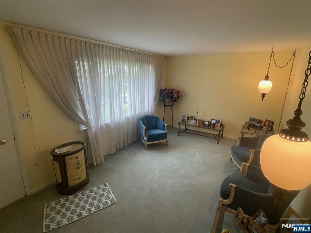 148 Hillside Avenue