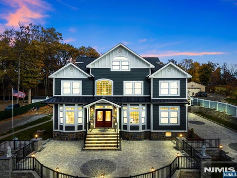 Photo of 45 Dietrich Lane, North Haledon, NJ 07508 (MLS # 26040230)