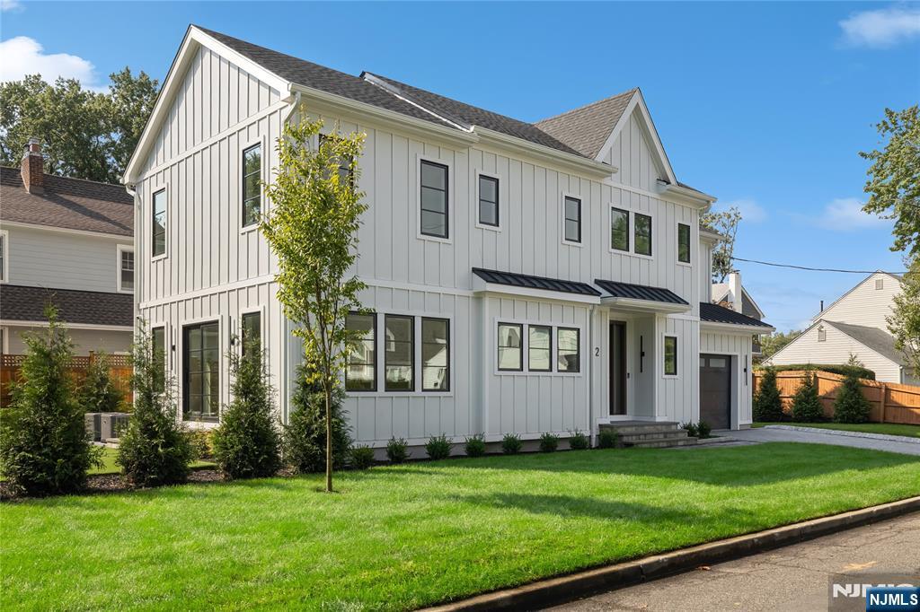 2 Pleasant Avenue