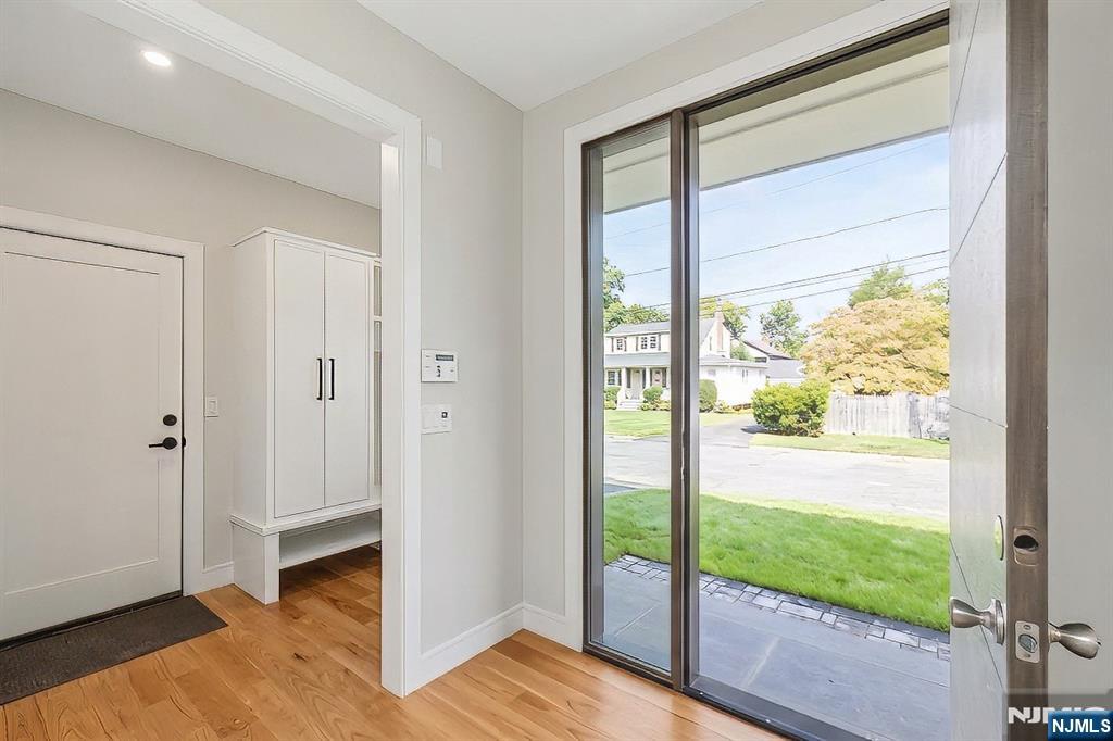 2 Pleasant Avenue