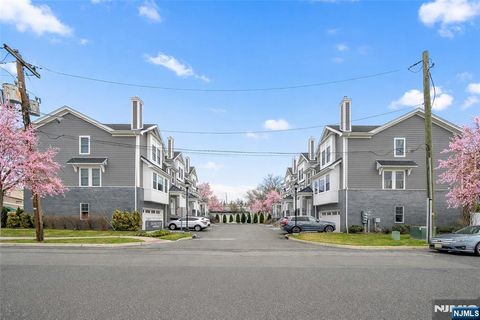 25 Division Street 403 Cresskill NJ 07626