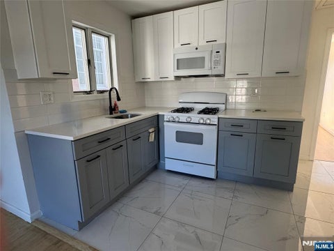 Photo of 1923 E Main St #B, Ramsey, NJ 07446 (MLS # 26005788)