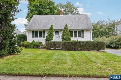 Photo of 488 Berkshire Rd, Ridgewood Village, NJ 07450 (MLS # 26007023)
