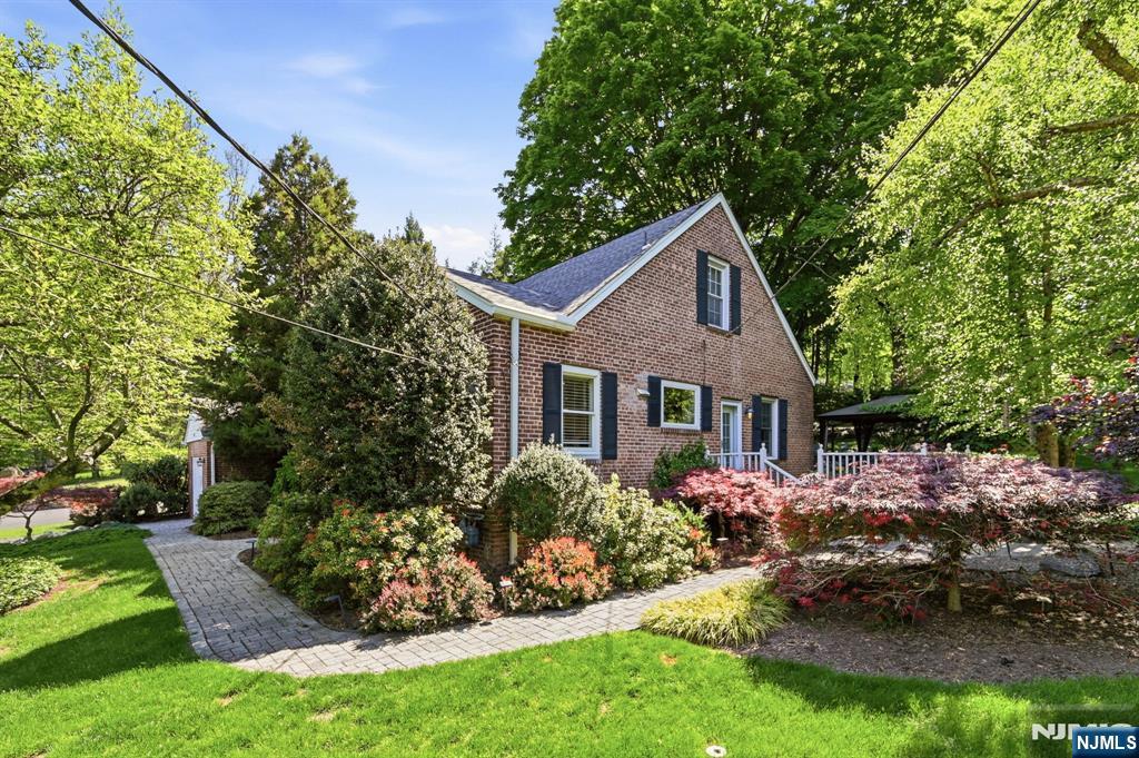 806 Ramapo Valley Road