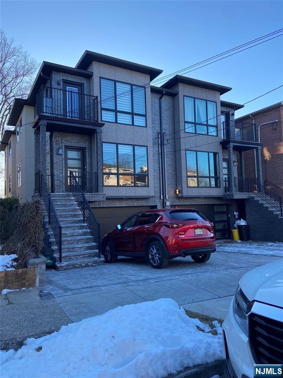 22 E Ruby Ave Gf, Palisades Park, New Jersey - 1 Bedrooms  
1 Bathrooms  
3 Rooms - 