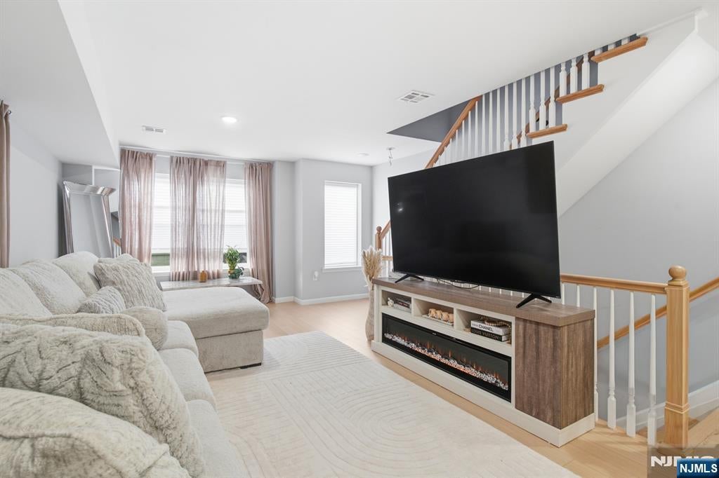 49 N 5th Street