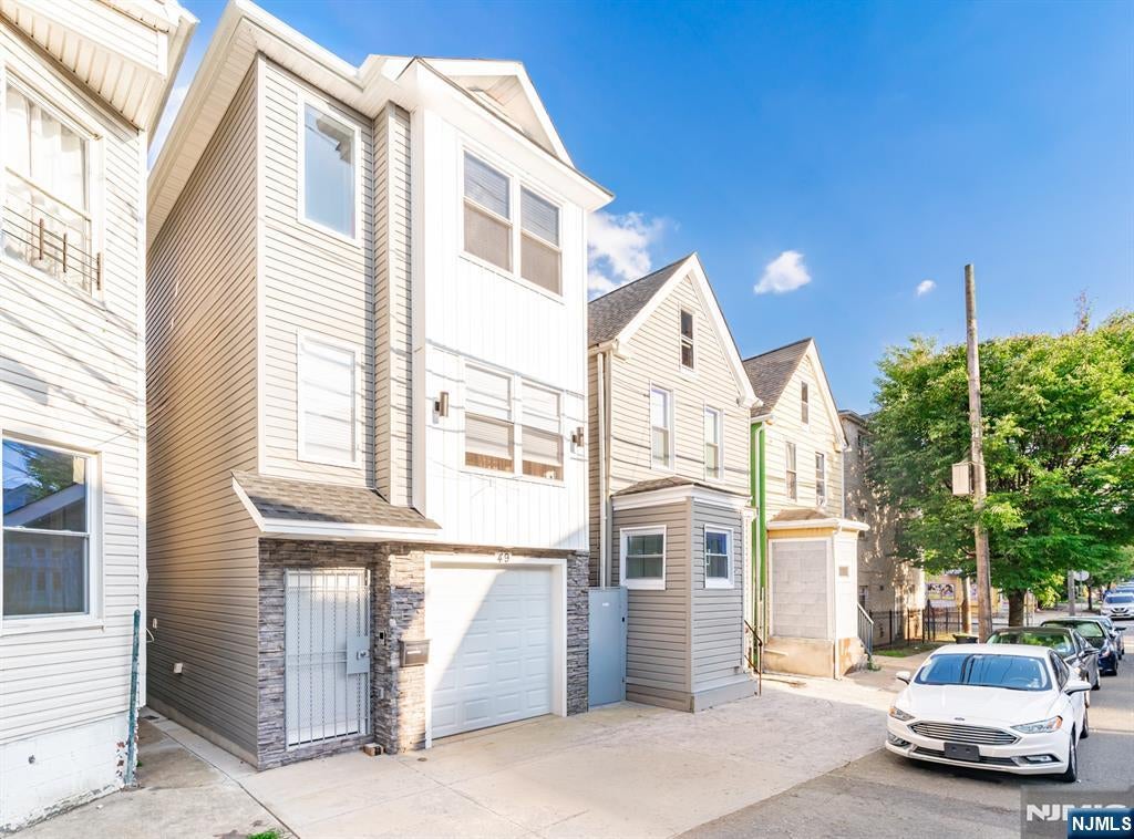 49 N 5th Street